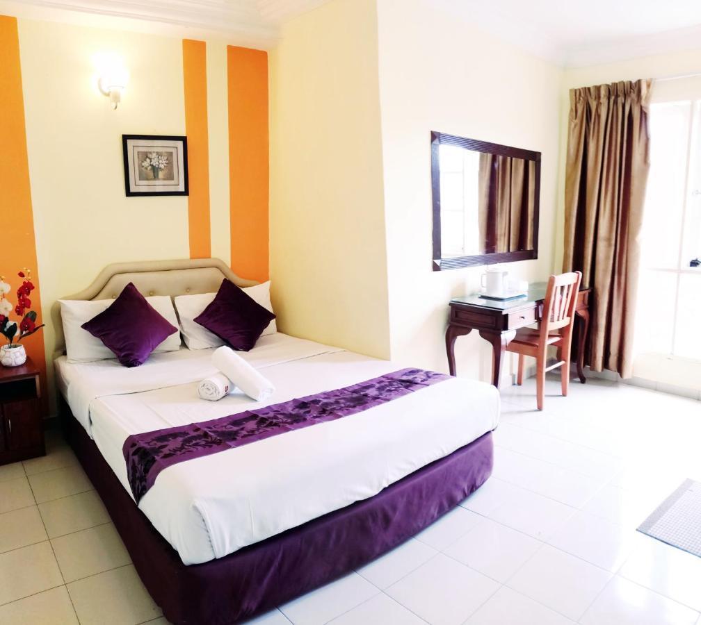 Sun Inns Hotel Ayer Keroh Exterior photo