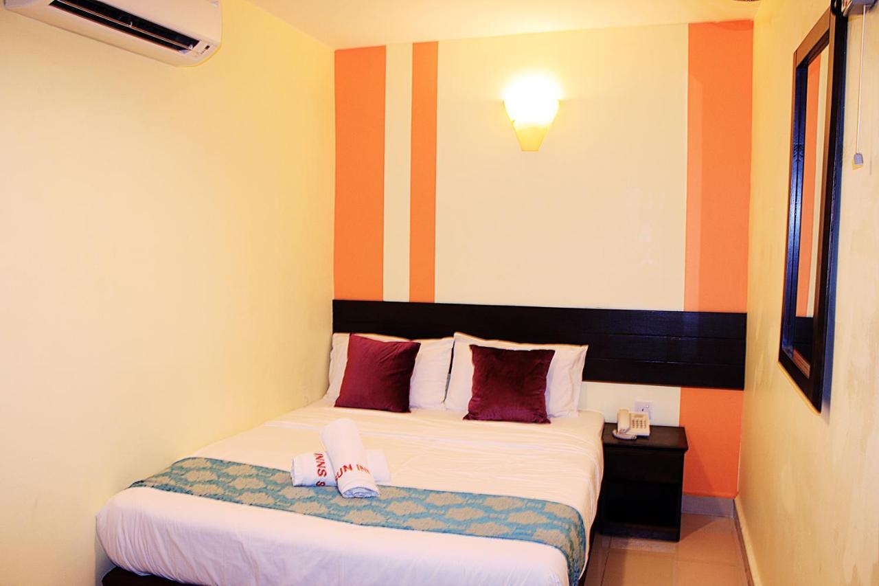 Sun Inns Hotel Ayer Keroh Exterior photo