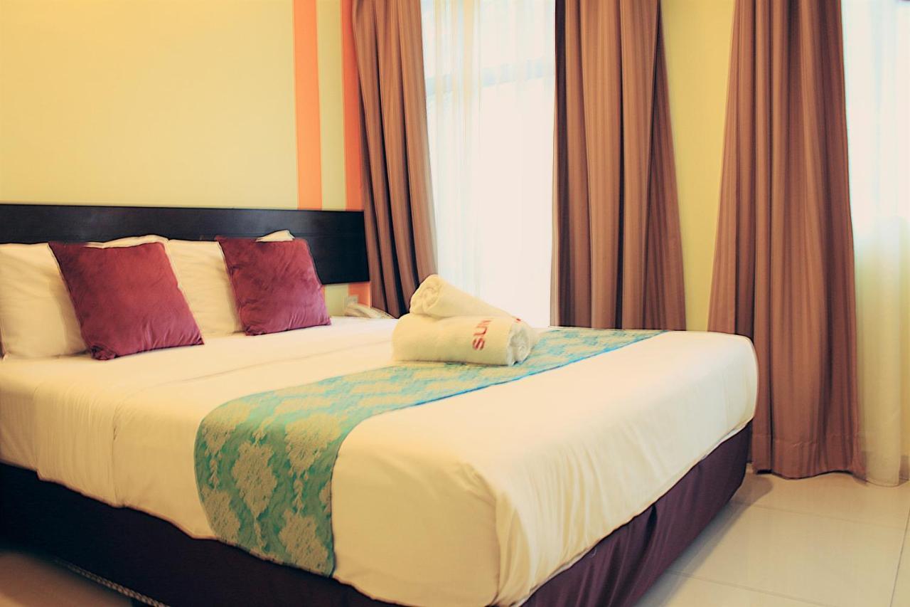 Sun Inns Hotel Ayer Keroh Exterior photo